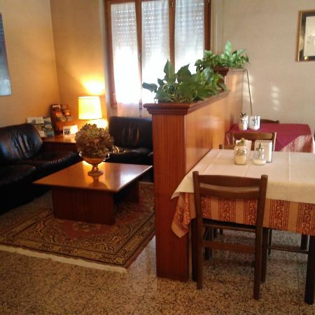 Hotel Elena Verona Bagian luar foto
