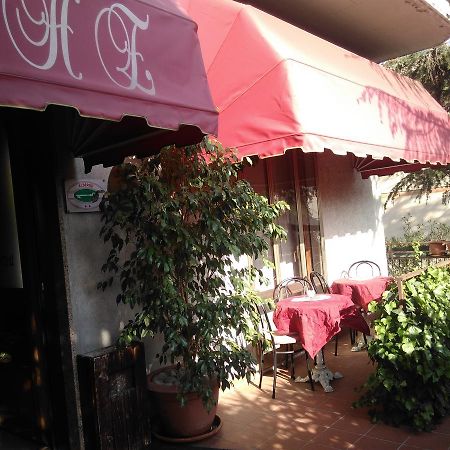 Hotel Elena Verona Bagian luar foto