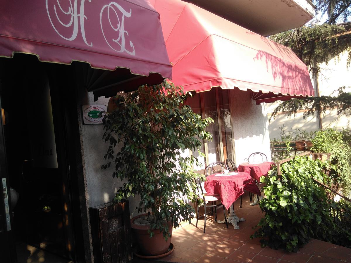 Hotel Elena Verona Bagian luar foto